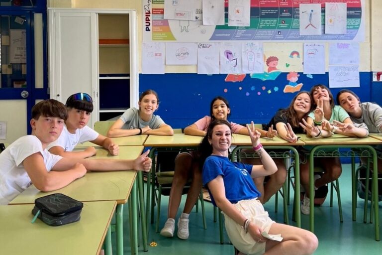 Magic Village tecs classes
