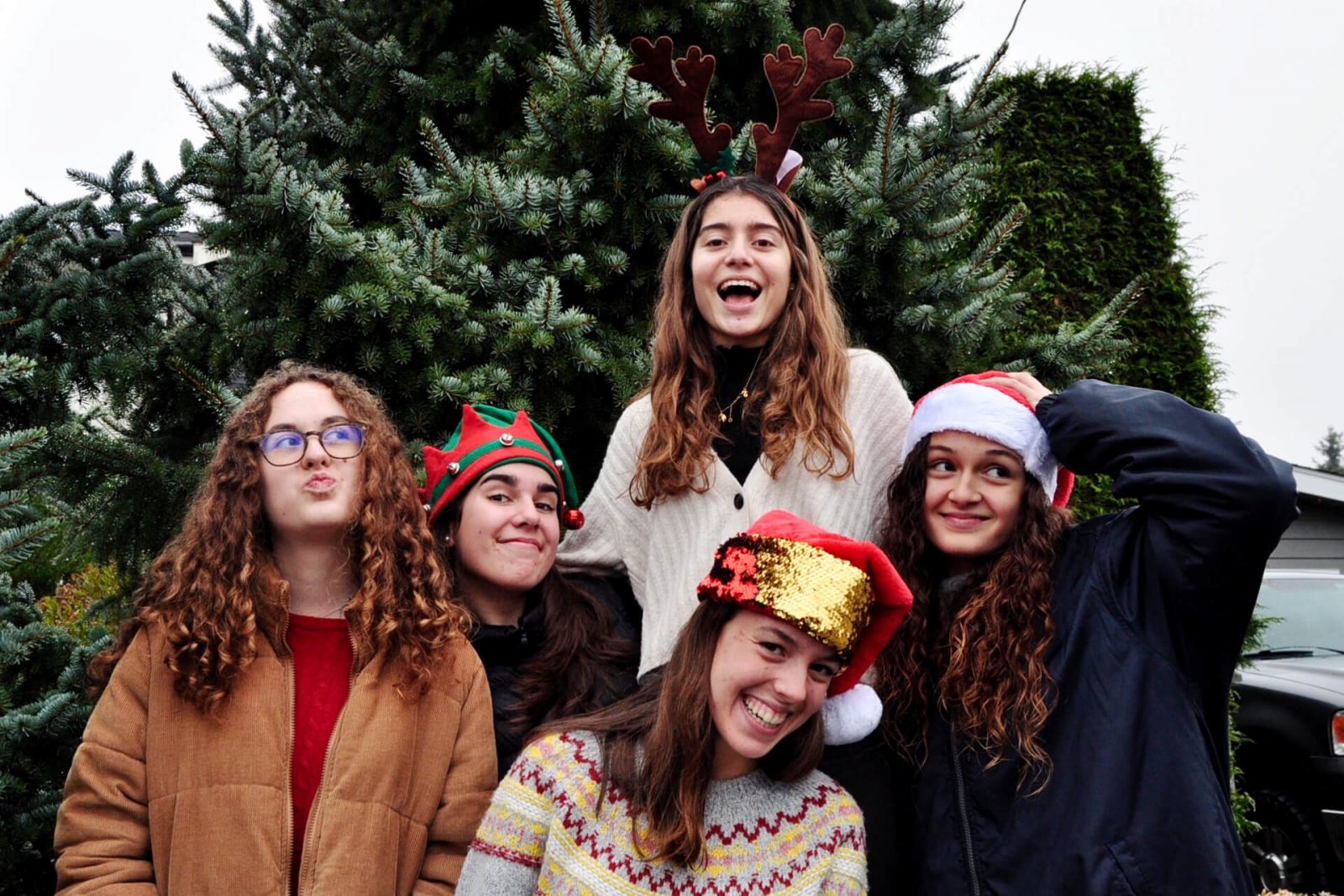 programa Canada Colegio publico familia estudiante 5 navidad amigas