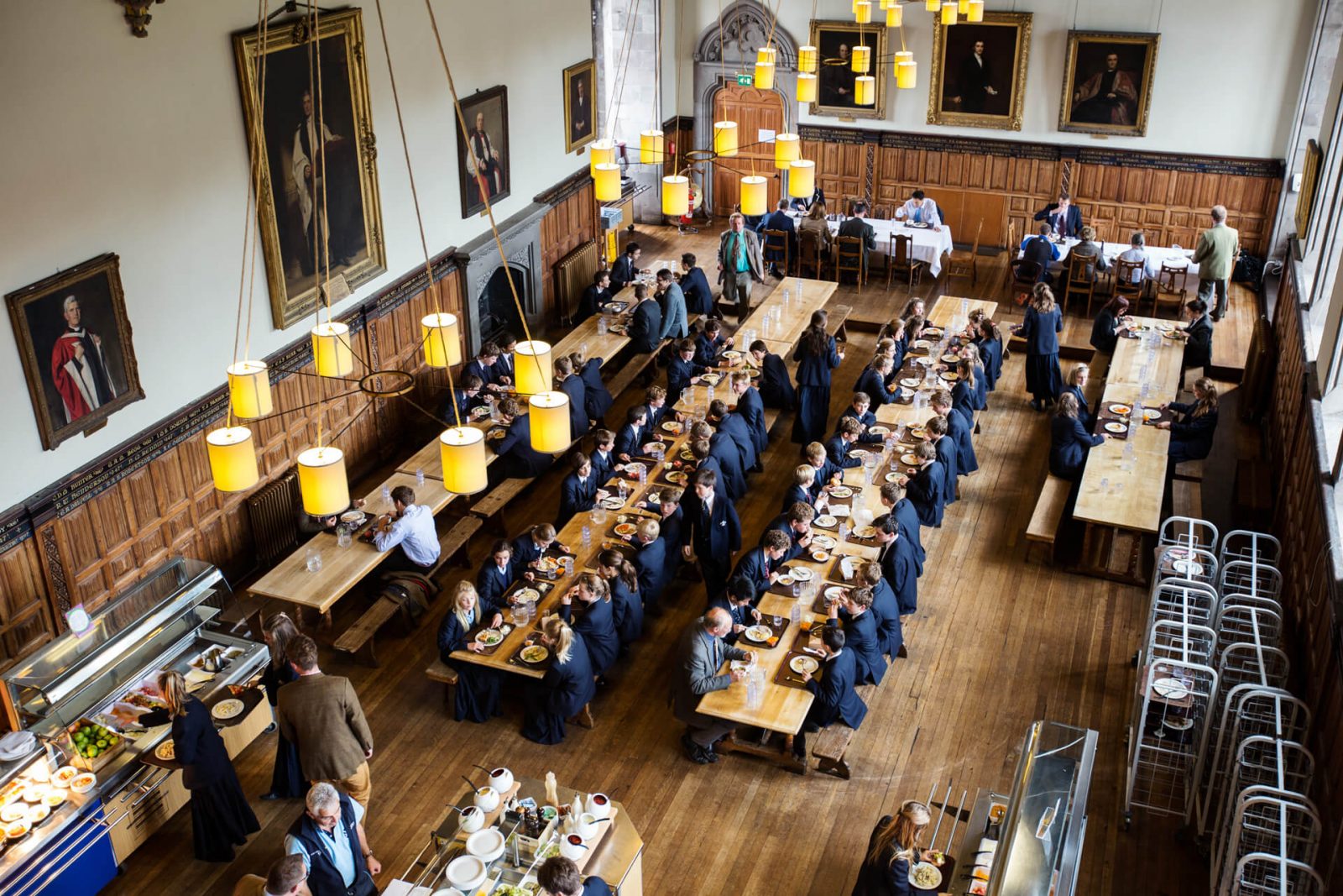 programa internado reino unido estilo de vida amistades comedor Glenalmond Dining Hall