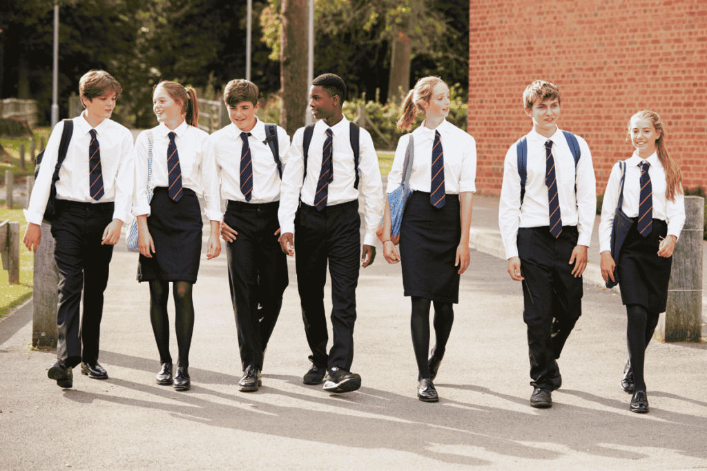 Ano academico Reino Unido TECS trimestre semestre en el extranjero school